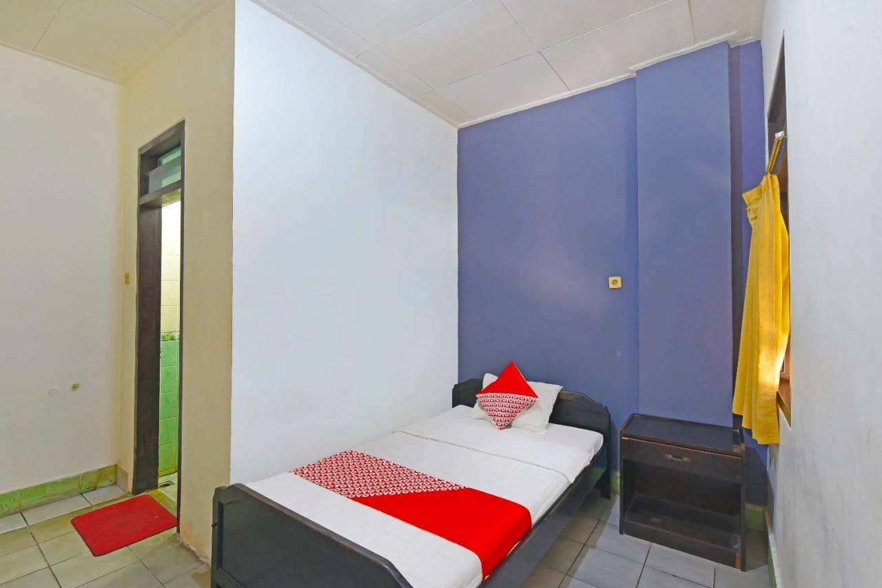 Oyo 3244 Grand Chandra Hotel Denpasar Exterior foto